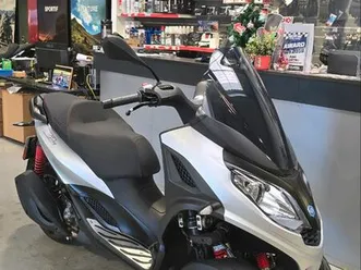 piaggio mp3 300 sport hpe