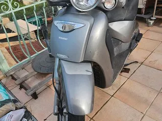 aprilia scarabeo