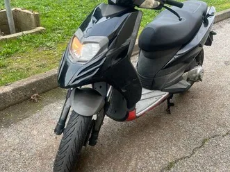 aprilia sr 50