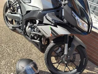 aprilia tuono 125