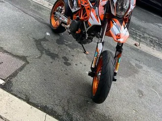 v ktm 690 smc r full options