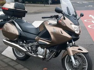 honda deauville 700 rc 52