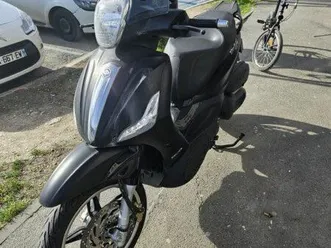 beverly 350 piaggio édition police