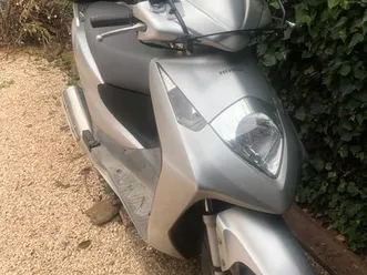 scooter honda dylan 125 cc