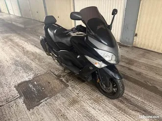 t max full black