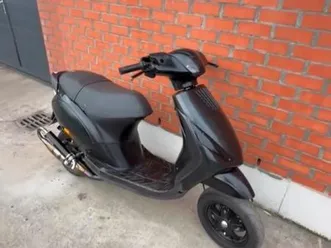 ② piaggio zip 70 cc a klasse