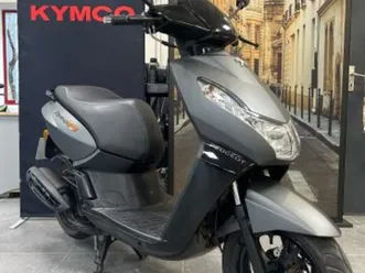 peugeot kisbee 50 2t 2016 50 cm3 | scooter | 13 400 km | gris | 74000 annecy