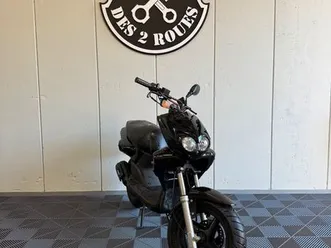 yamaha stunt 50 cm3 ecran naked / faible kilometrage reglement possible en 4-10 fois par carte bancaire - livraison possible