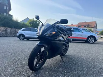 yamaha yzf-r125 2013