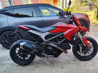 ducati hypermotard 821