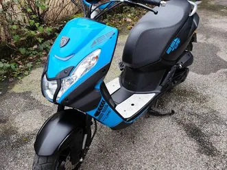 scooter 50 peugeot