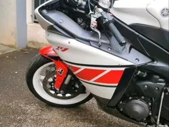 yamaha r1 model rn22 big bang