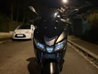 scooter aprilia sxr 50