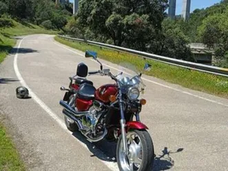 honda - vf 750 c magna