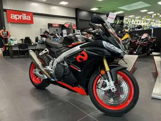 aprilia rsv4