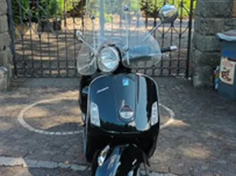 vespa piaggio 250 gts ie 16 kw 22 cavalli