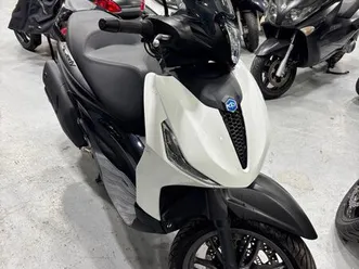 piaggio beverly 400s