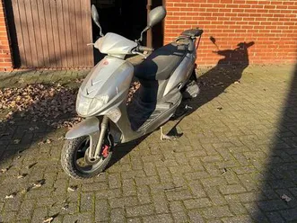 kymco vitality 2t 50 ccm roller silber| ohne papiere| bastler