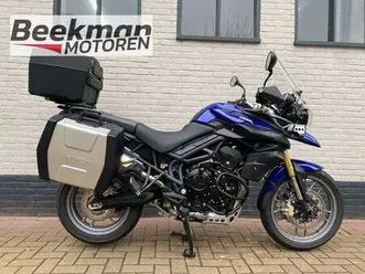 triumph tiger 800 blauw
