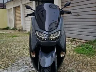 yamaha nmax 125. costa da caparica