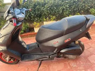 aprilia leonardo 300 - 2001