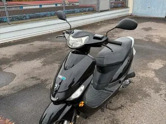 peugeot v-click roller/moped 50 ccm 4t