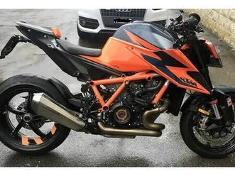 ktm 1290 super duke r
