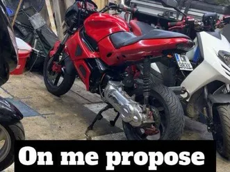 vend ou échange gilera dna 50