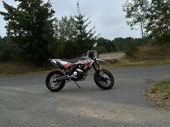 rieju marathon 125 (supermoto)