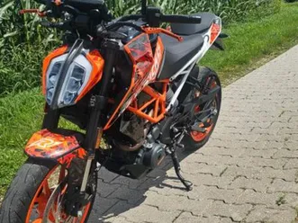 ktm duke 390