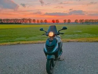 piaggo zip 4t 50cc — scooters | piaggio — marktplaats
