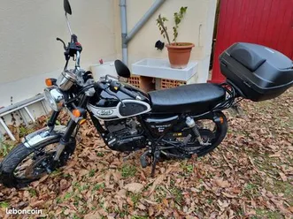 moto 125 cm mash seventy five. comme neuve