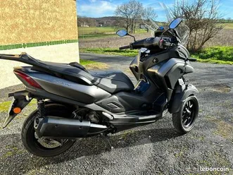 yamaha tricity 300