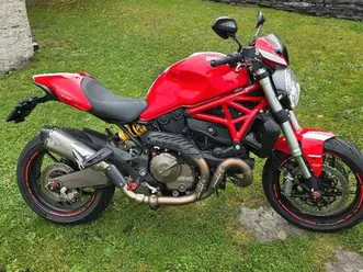 ② ducati 821 stripe