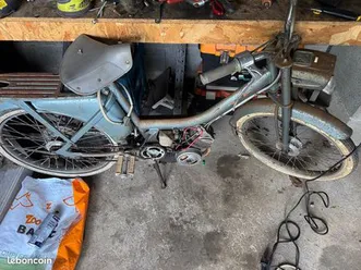 mobylette peugeot bb sortie de grange