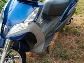 scooter geopolis 250