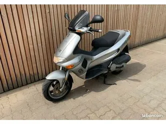 gilera runner