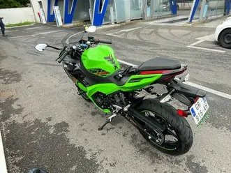 kawasaki ninja 400