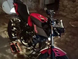 vend moto 50 malaguti