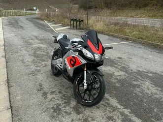 aprilia rs4