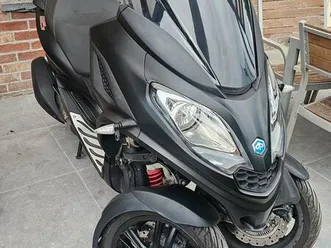 ② piaggio mp3 300 sport full black 2022 prete à immat