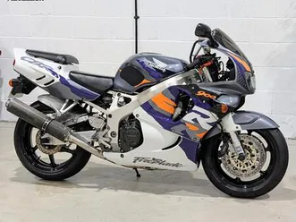 1996 honda cbr900rr fireblade vendu