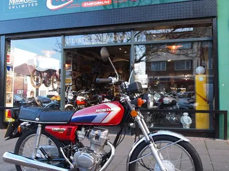 2002 honda cg 125 time warp, reserved for garry. a vendre