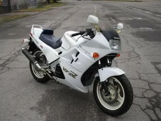 1990 honda vfr 750 f a vendre