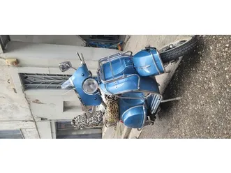 1980 vespa p200e ( senza frezze )