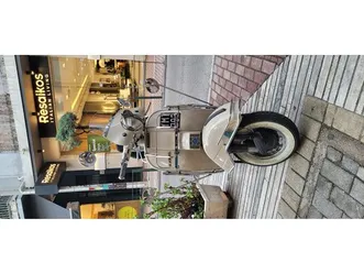 1981 vespa p200e ( senza frezze )