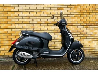 2011 vespa gts 300 super vente aux enchères