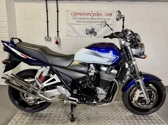 suzuki gsx1400-k6, 8944 miles, 2006/56, 1 owner a vendre