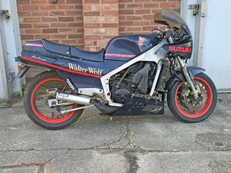 1987 suzuki rg500 walter wolf barn find project. a vendre