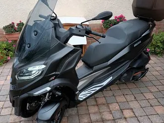 vends piaggio mp3 hpe530